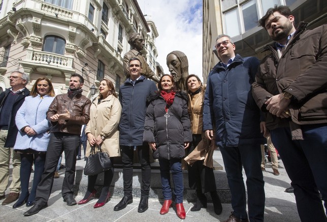 Pedro Sánchez visita Palencia arropado por simpatizantes