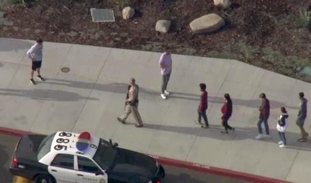 Seis heridos en un tiroteo en un instituto de Los Ángeles