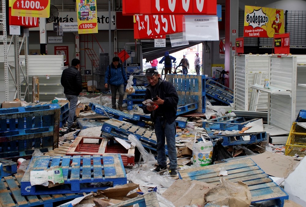 Las protestas dejan al menos una decena de muertos en Chile