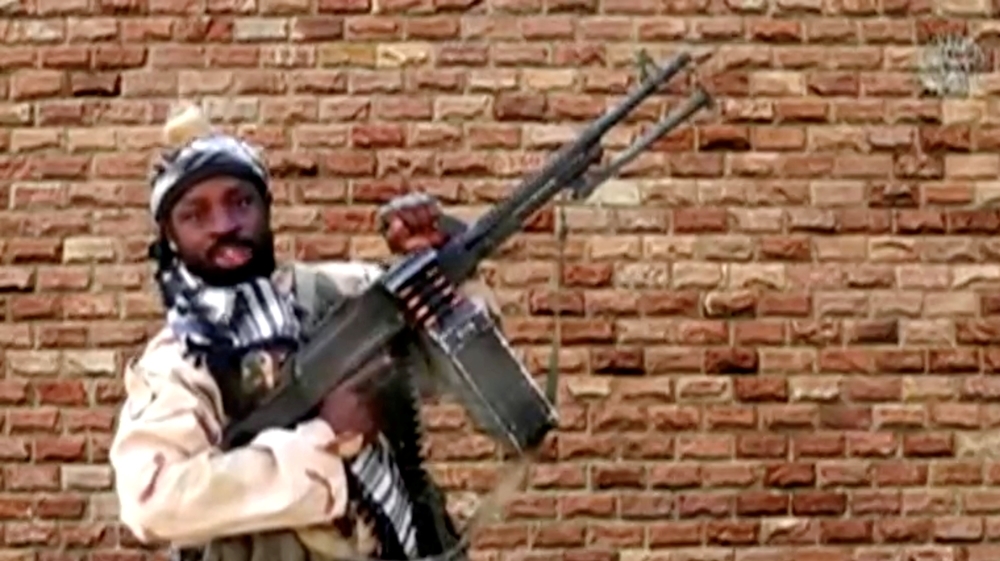 Abubakar Shekau, líder del grupo terrorista, en un momento del vídeo.