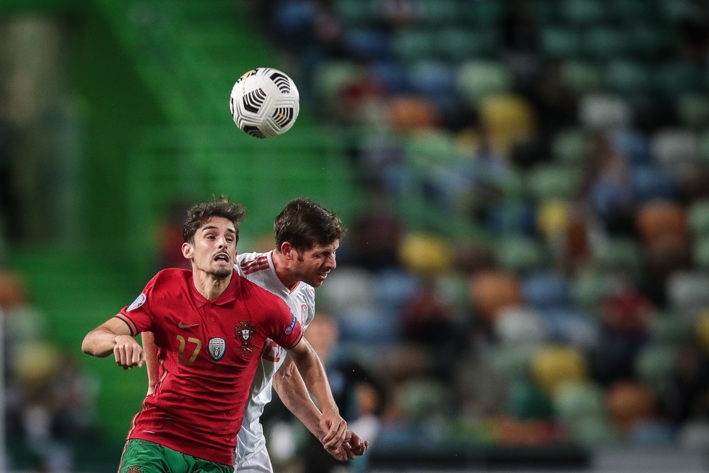 España y Portugal firman tablas