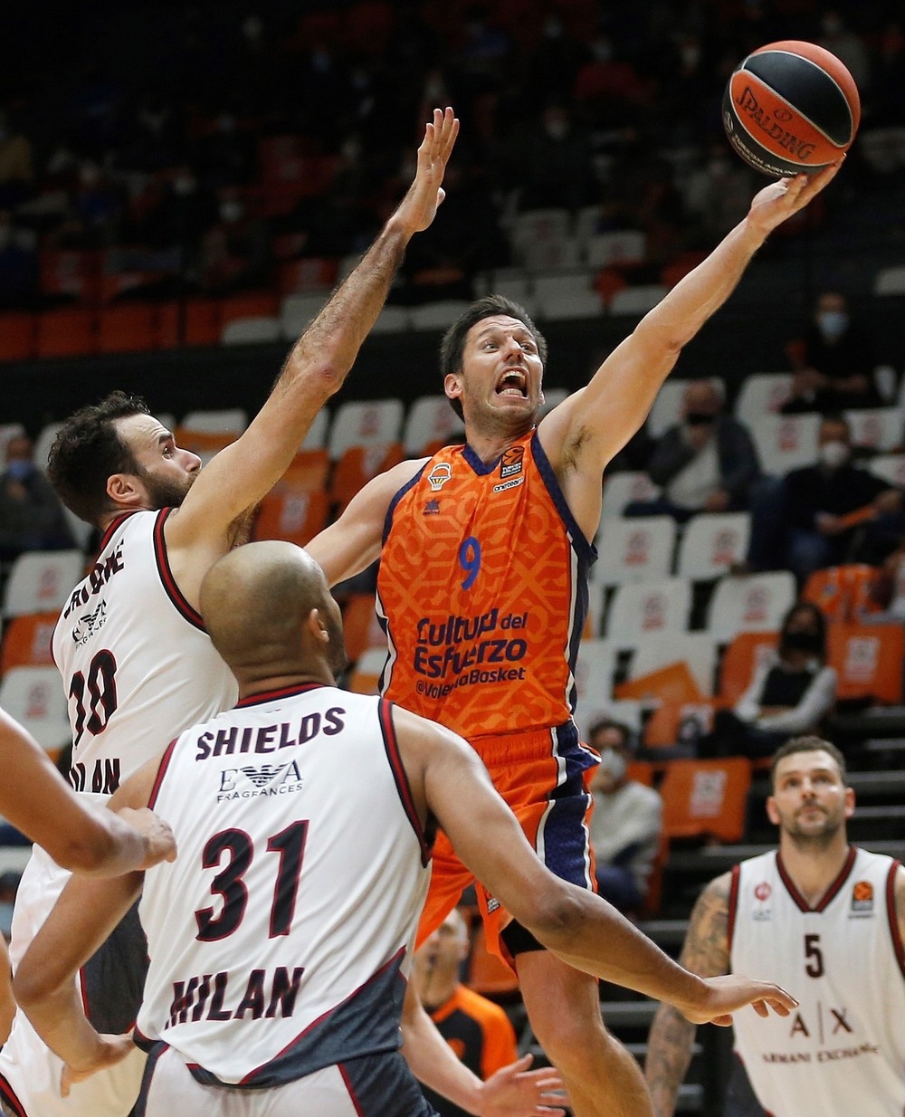 El Valencia Basket demuestra que va en serio en Euroliga
