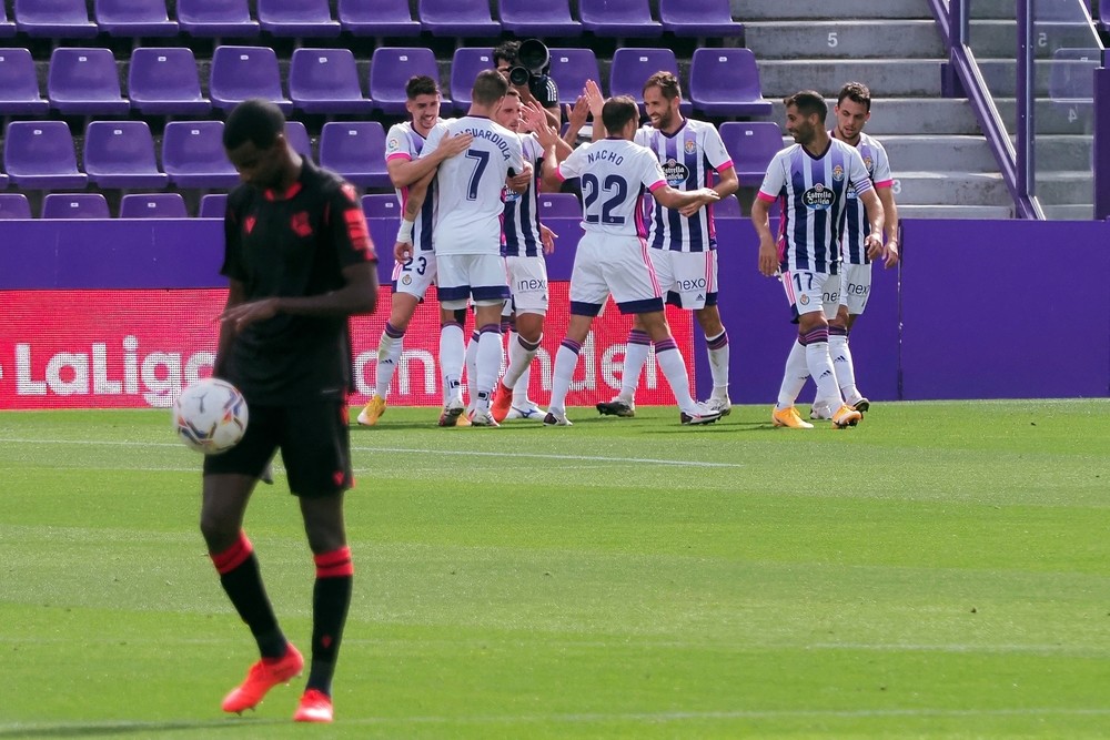 Real Valladolid y Real Sociedad se atascan con el empate