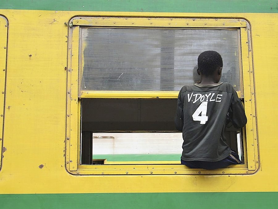 Odisea en tren por el corazón de África
