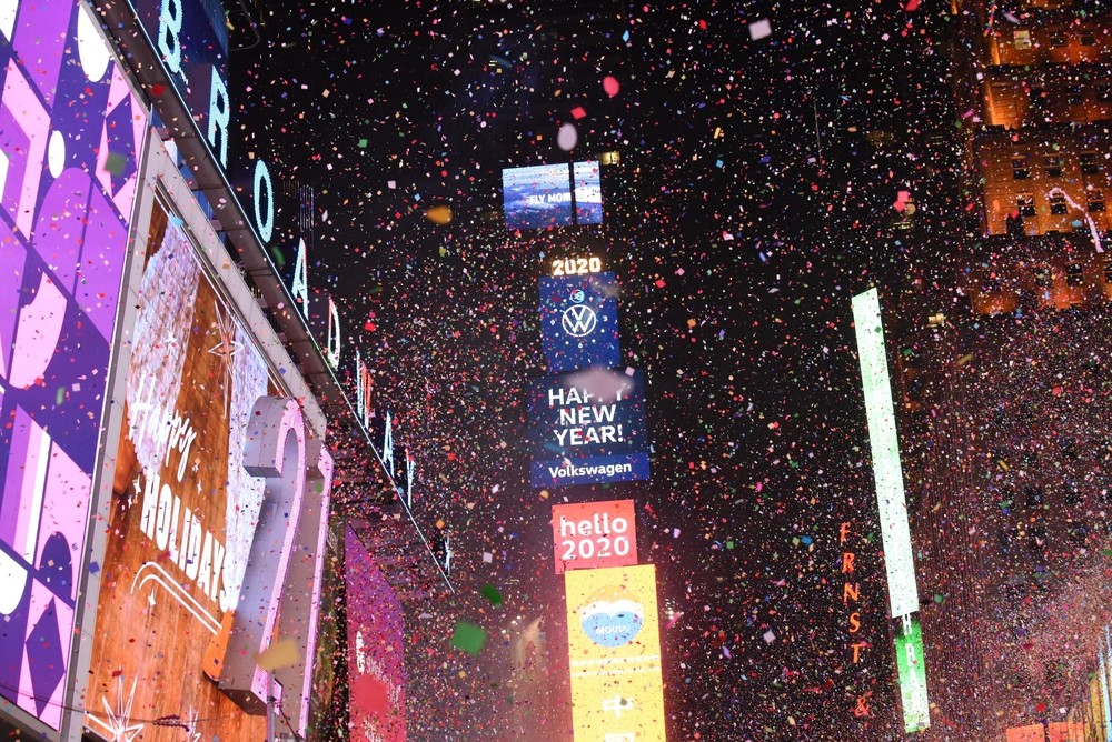 Un millón de personas recibe el 2020 en Times Square