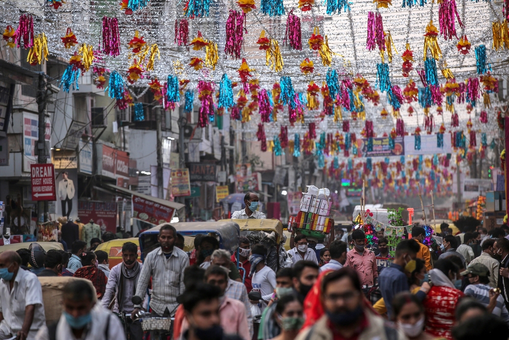 Diwali Festival Amid Coronavirus Pandemic in New Delhi  / RAJAT GUPTA