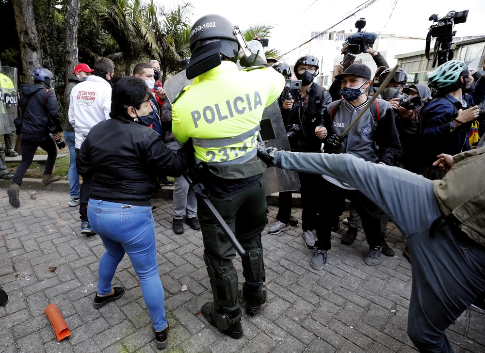 Segunda jornada de protestas contra la PolicÁ­a en Colombia  / MAURICIO DUENAS CASTAÑEDA