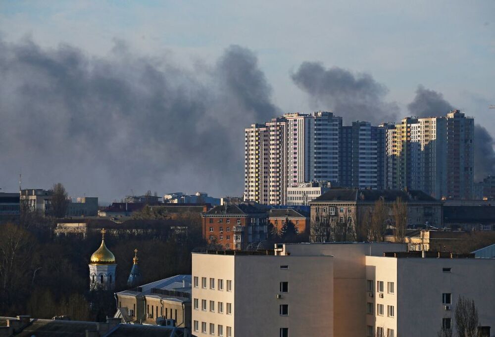 Kiev resiste los bombardeos de las tropas rusas