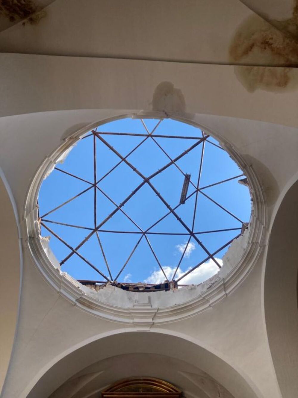 Colapsa la cúpula del monasterio de Alconada, en Ampudia