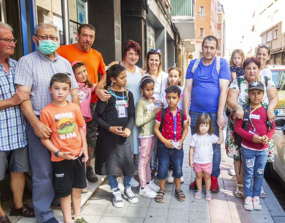 Los trece niños saharauis llegan a Palencia para pasar el verano