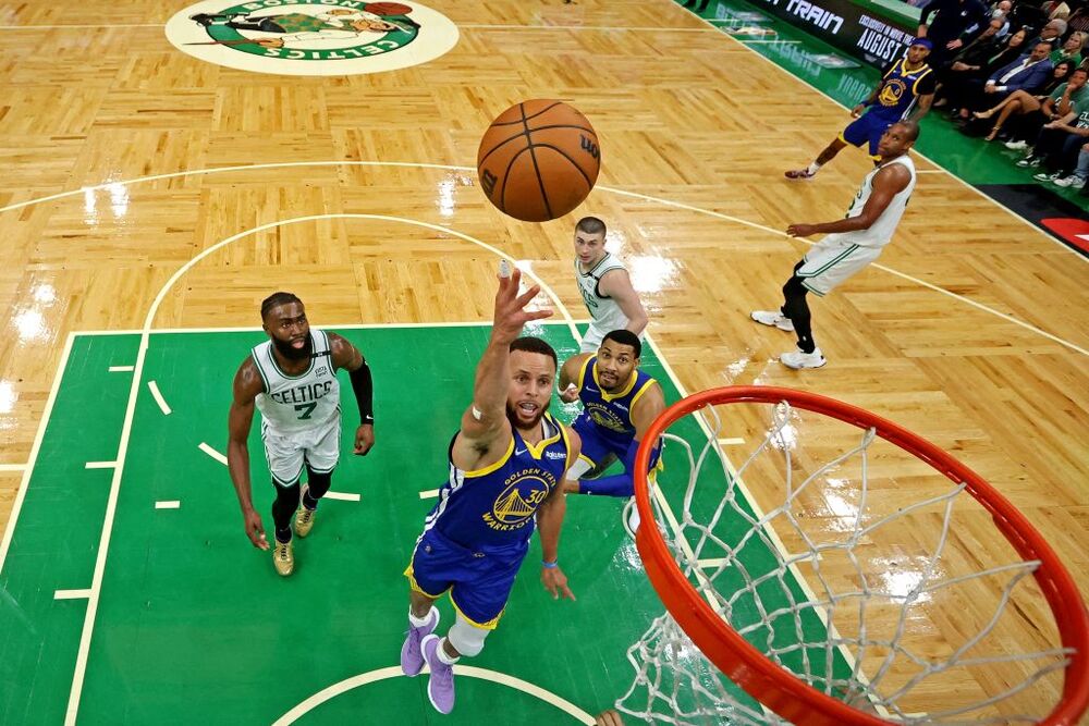 NBA: Finals-Golden State Warriors at Boston Celtics  / KYLE TERADA