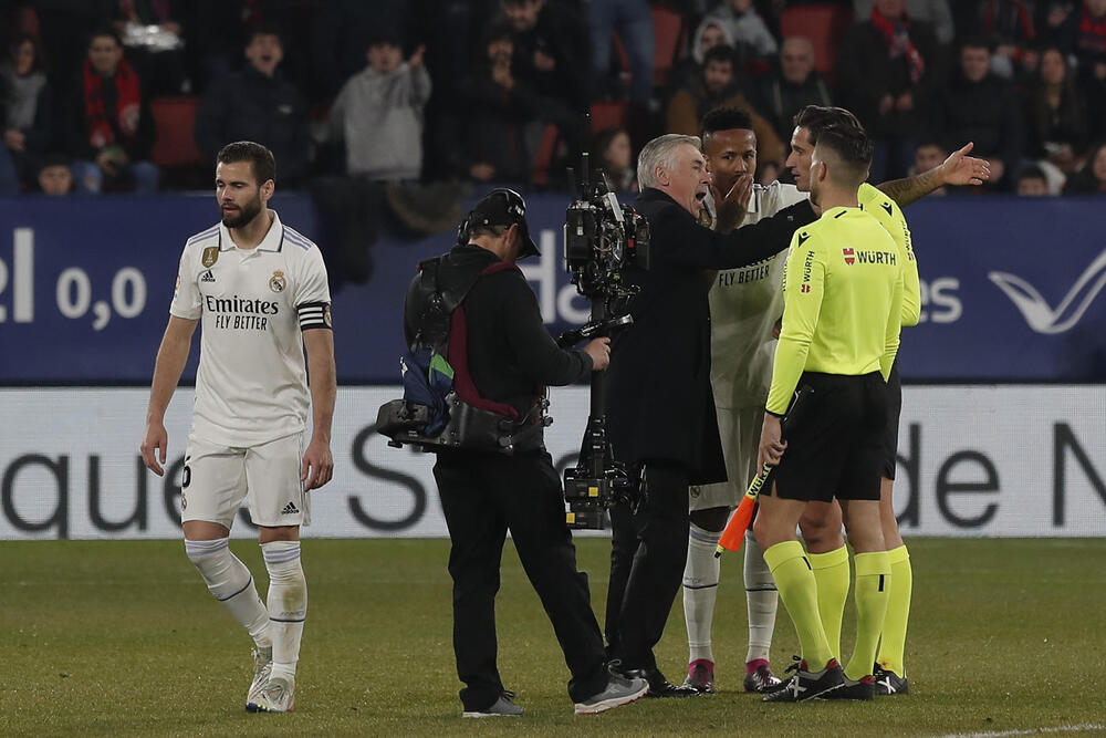 El Real Madrid sufre y sigue vivo