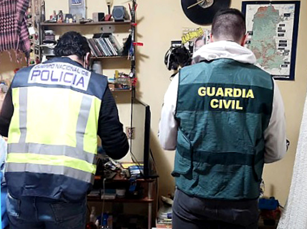 La DGT cede a la Policía Local de Aguilar de Campoo un etilómetro homologado, Actualidad