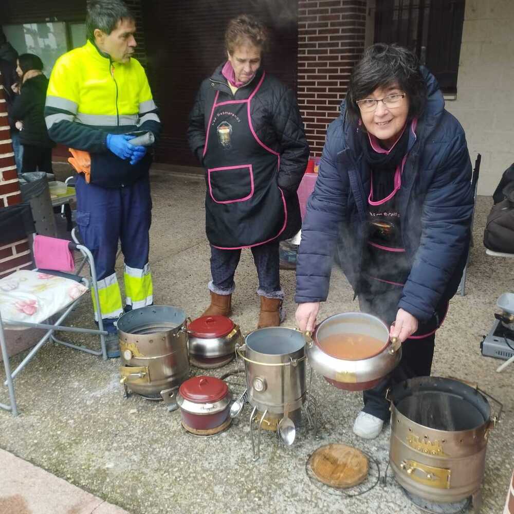 300 raciones con buena mano y sabor tradicional