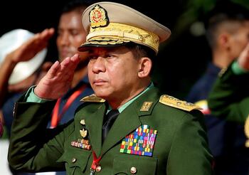 La junta militar birmana acepta el alto el fuego de cuatro meses