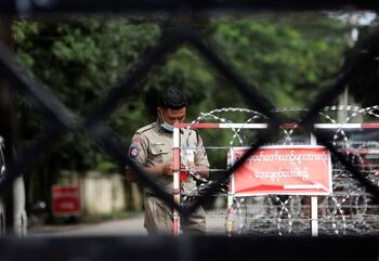La junta militar birmana detiene a 110 amnistiados