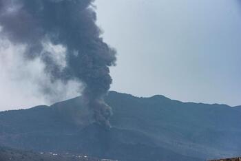 MAPFRE ofrece ayuda a los afectados por el volcán en La Palma