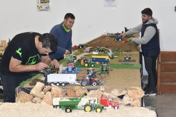Maquinaria agrícola en pequeño formato en Palencia