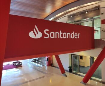 Santander, líder mundial en financiación de energía renovable