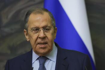 Lavrov exige a Ucrania cumplir las peticiones rusas
