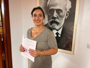 Miriam Andrés presenta su precandidatura y abre la carrera