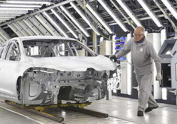 La factoría de Renault parará por ERTE los días 13, 20 y 27