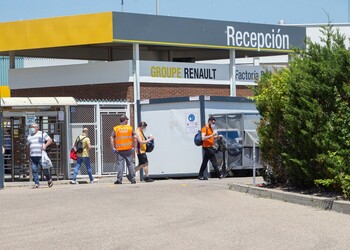 Turno de tarde de Renault en Villamuriel con 300 operarios