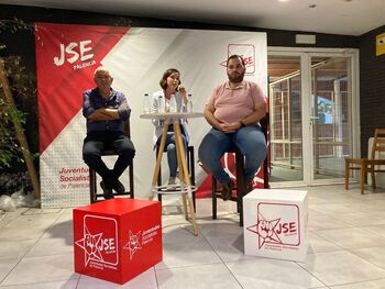 Fernández (PSOE) pide a los jóvenes mayor implicación política