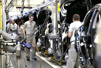 Renault suma apoyos para fabricar vehículos eléctricos