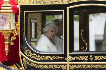 La reina Isabel II cumple 70 años en el trono