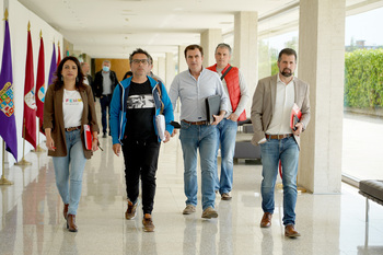 El PSOE pide a la Junta que medie en el conflicto de las ITV
