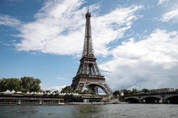 Anulan el desalojo de la Torre Eiffel por falsa amenaza de bomba