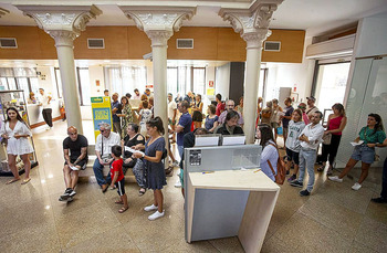 La oficina de Correos de plaza de León abre el fin de semana