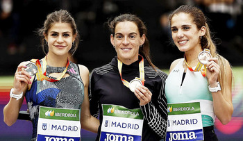Meritoria doble medalla para Marta García en 1.500m y 3.000m