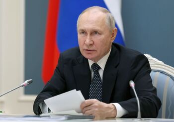Putin acusa a EEUU de provocar la guerra en Ucrania