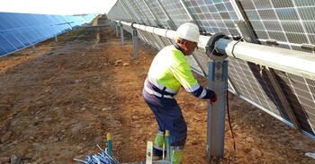 850 empleos en la fotovoltaica suben la caja hostelera un 50%