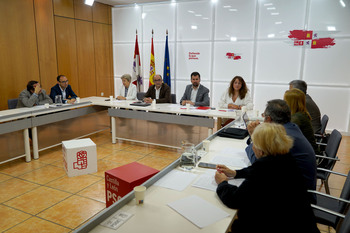 El PSOE apoya la unión de Oporto y Zamora por línea férrea