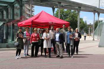 El PSOE propone abrir 2 comedores escolares en verano