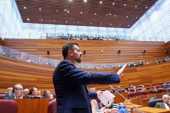 El PSOE pretende celebrar un ‘mini debate’ con 94 preguntas