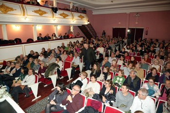 Carrión retoma el cine en el Teatro Sarabia