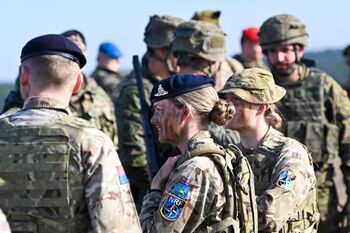 La OTAN contradice a Macron y rechaza enviar tropas a Ucrania
