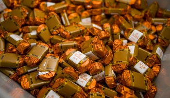 Chocolates Trapa apoya al comercio local en el Día de la Madre
