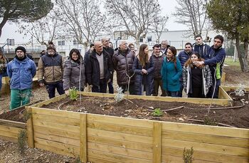 La Yutera inaugura un jardín terapéutico para crear comunidad