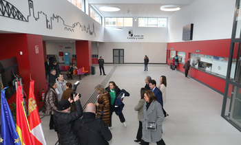 Palencia inaugura la remozada estación de autobuses