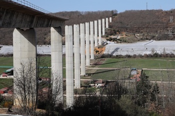 Corral anuncia la inminente adjudicación del viaducto