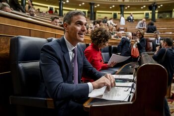 Sánchez presume de cumplir con Cataluña y Junts replica