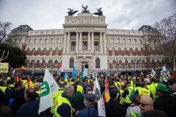 Los convocantes ponen fin a la protesta agrícola en Madrid